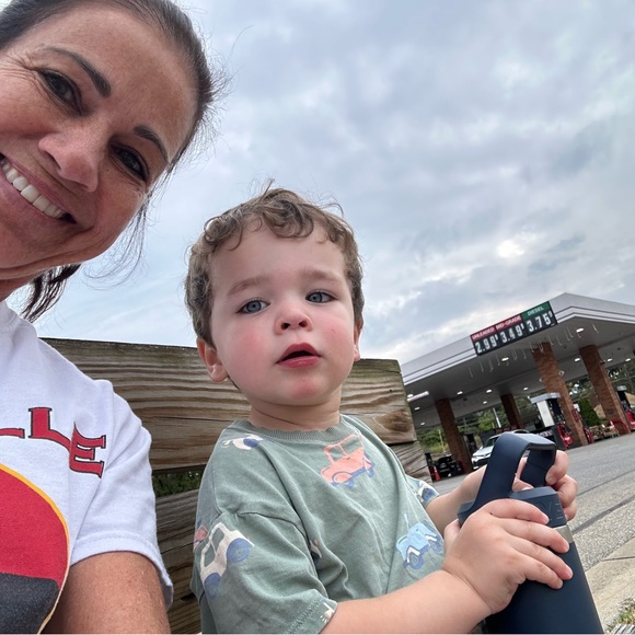 Meet your Posher, Cheryl - Picture 3 of 8